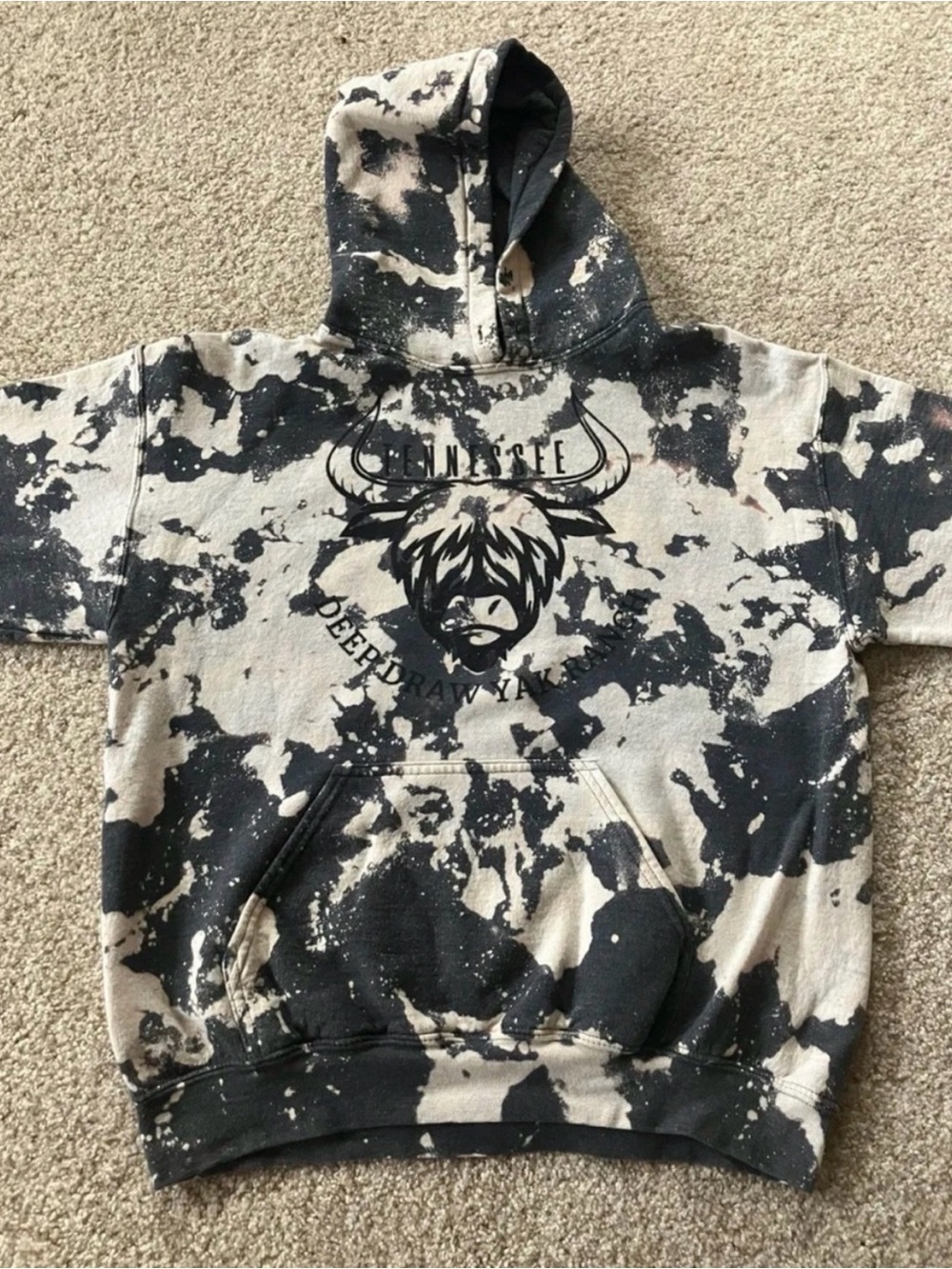 Tennessee Deep Draw Yak Ranch Gildan
Heavy Blend Acid Wash Hoodie - Picture 1 of 4